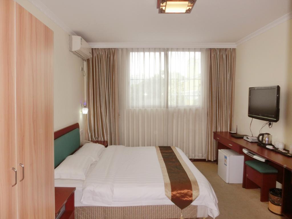 Guangdong Oversea Chinese Hotel Cantón Exterior foto