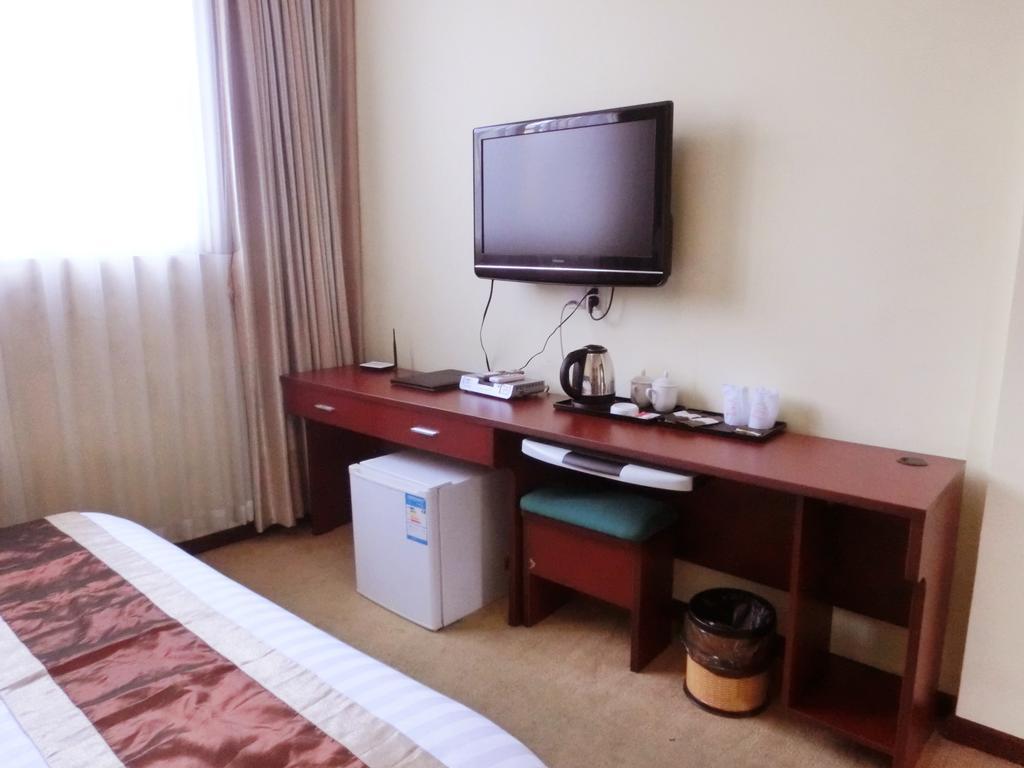 Guangdong Oversea Chinese Hotel Cantón Exterior foto